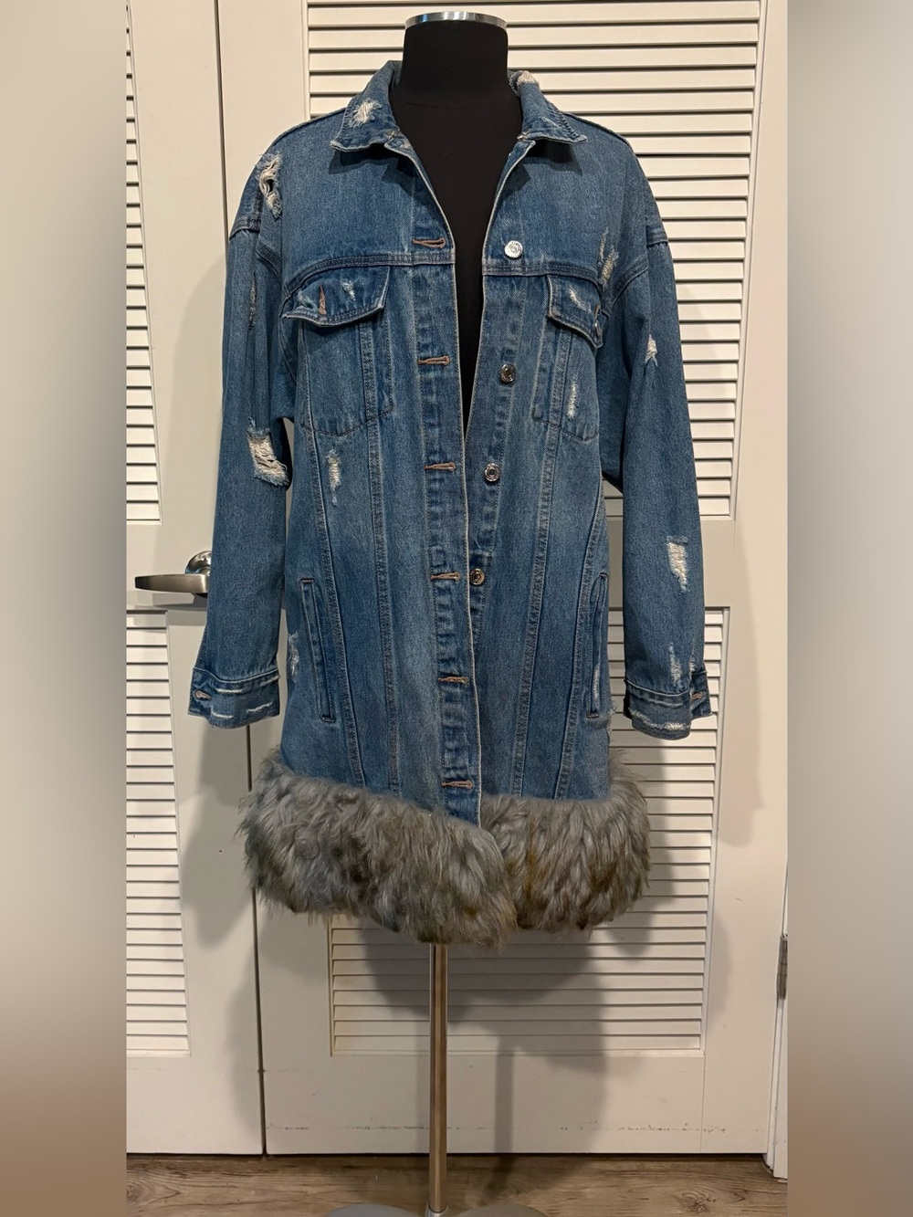 Vintage Guess Blue Denim Jacket with Gray Faux Fur Hem
